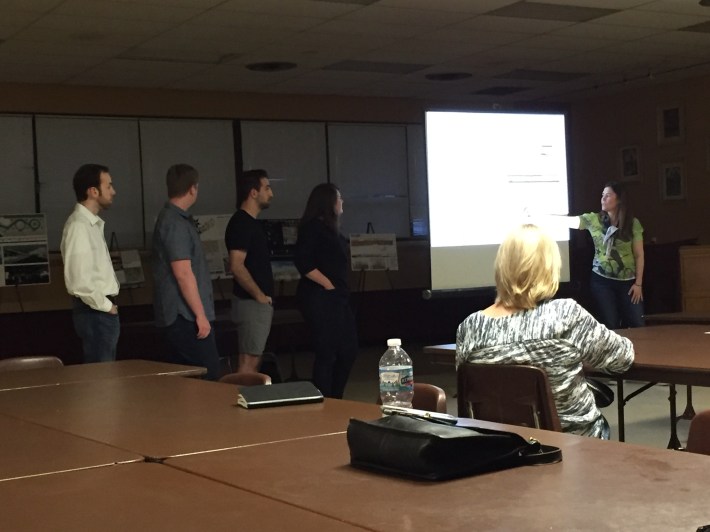 Students and faculty from UIC presented at the meeting. Photo: Maribel Quezada