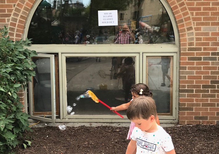 My stop at Adams Playground Park was fruitless, but at least they had rockin' tunes on the sound system. Photo: John Greenfield