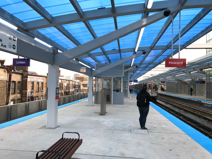 With the opening of the new northbound platform, it's now possible during rush hours to ride between Evanston and Uptown without transferring at Howard.