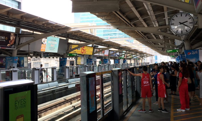 Platform doors in Bangkok. Image via The Transport Politic
