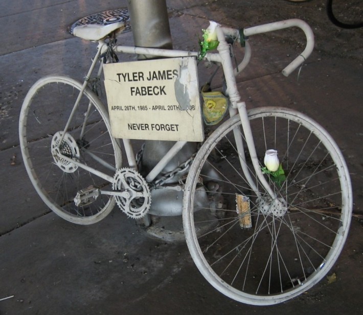 The ghost bike memorial for Tyler James Fabeck. Photo via Bedno.com