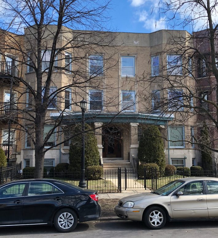 4635-37 N Malden, also across the street, has 16 units, or 6.3 units per standard lot size.