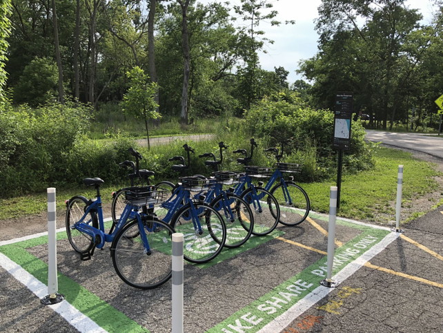 Oak Park, the Village That Dropped Divvy, Plans Dockless Bike-Share ...