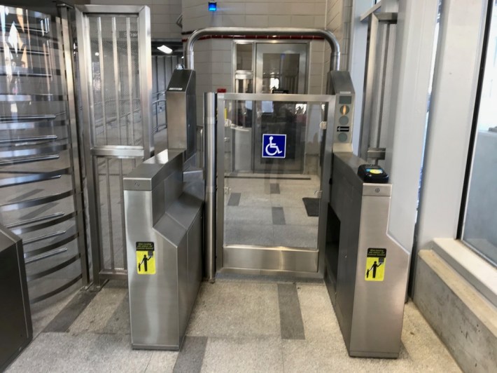 The high wheelchair gate at the Wilson station's unattended Sunnyside entrance. Photo: John Greenfield