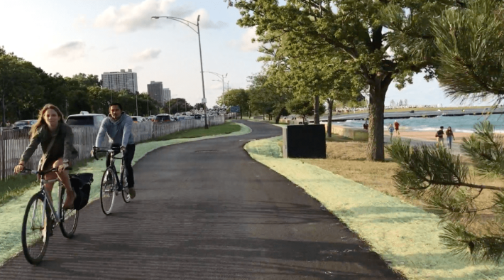 The construction of separate paths for cyclists and pedestrians on the Lakefront Trail is probably the biggest cycling project to happen in Chicago since 2016. Image: John Greenfield
