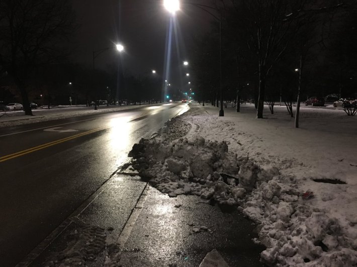 The Franklin Boulevard in East Garfield Park bike lane four days after the storm ended. Photo: Steven Vance