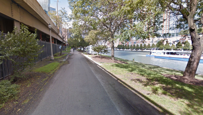 The eastern portion of the riverwalk prior to the reconstruction. Image: Google Street View
