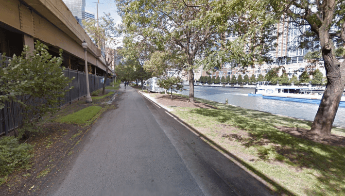 The eastern portion of the riverwalk prior to the reconstruction. Image: Google Street View