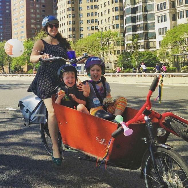 Rebecca Resman and her children Max, 4, and Sloane, 6.