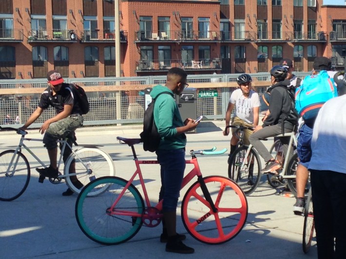 Fixie riders hanging out in the plaza over Damen Avenue. Photo: John Greenfield