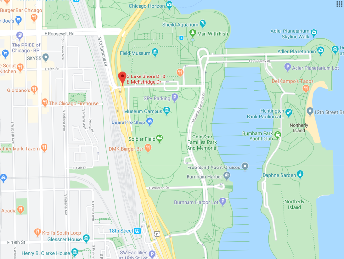 There's no way for pedestrians and bicyclists to cross Lake Shore Drive between 18th and Roosevelt. Image: Google Maps