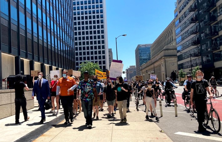 The march to the CTA headquarters. Photo: Alyssa Iovinelli
