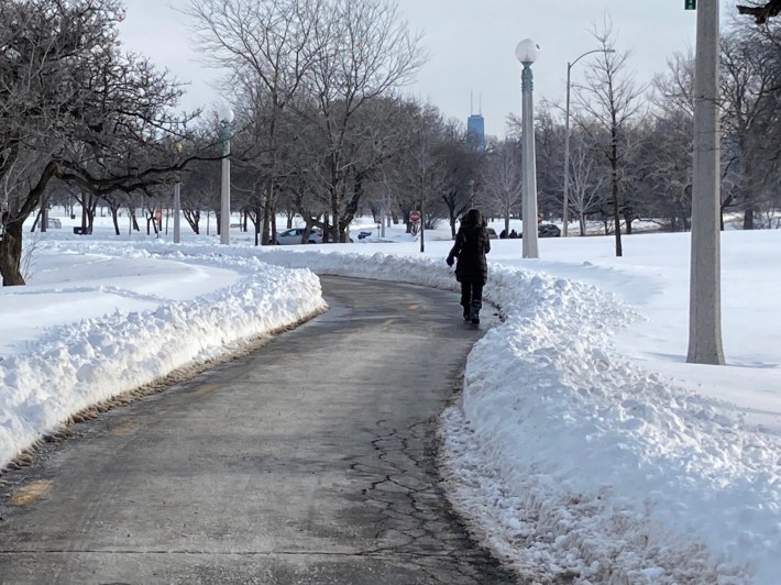 The pedestrian path of the Lakefront Trail near Wilson Avenue late Wednesday afternoon. Photo: John Greenfield