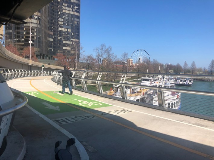 Portion of the trail that leads you to Navy Pier.