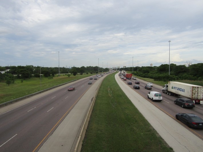 Pace's plan calls for studying the possibility of building a station at the spot where Stevenson Expressway passes under Harlem Avenue. There is a median in that section of the expressway that is roomy enough to accommodate the lanes and the island platform. Photo: Igor Studenkov
