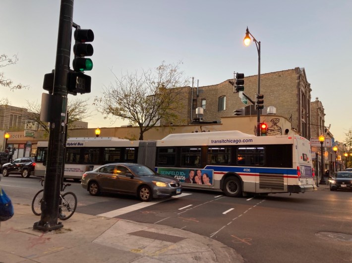 One of the three vehicles from the Andersonville bus cluster bus heading west on Foster, after another employee helped the driver get through southbound rush hour traffic. Photo: John Greenfield