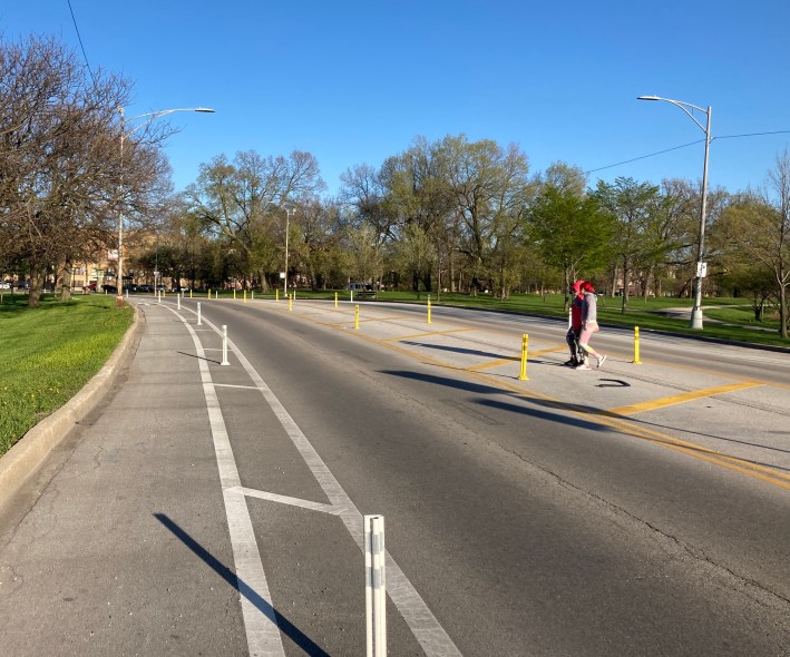 Even at locations on Jackson with no pedestrian islands, park users now have fewer lanes of motor vehicle traffic to cross, improving safety. Photo: John Greenfield