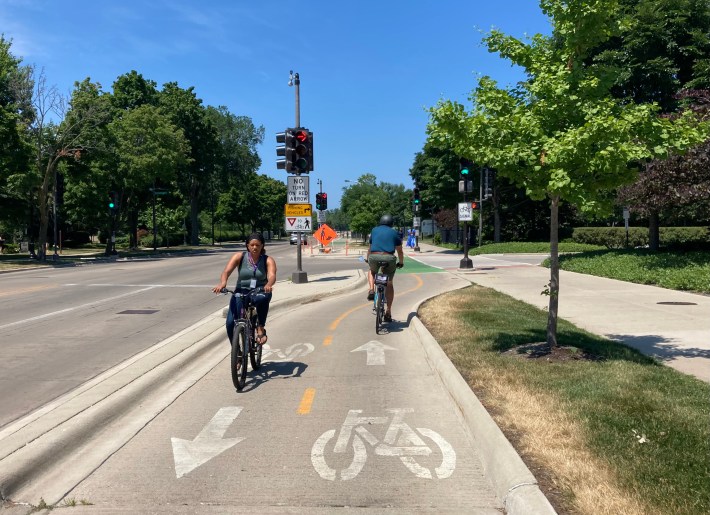 Evanston's Sheridan Road concrete curb-protected bike lane on Sheridan Road runs for 1.5 miles. Chicago has few bike lanes with robust protection that run for a significant length. Photo: John Greenfield