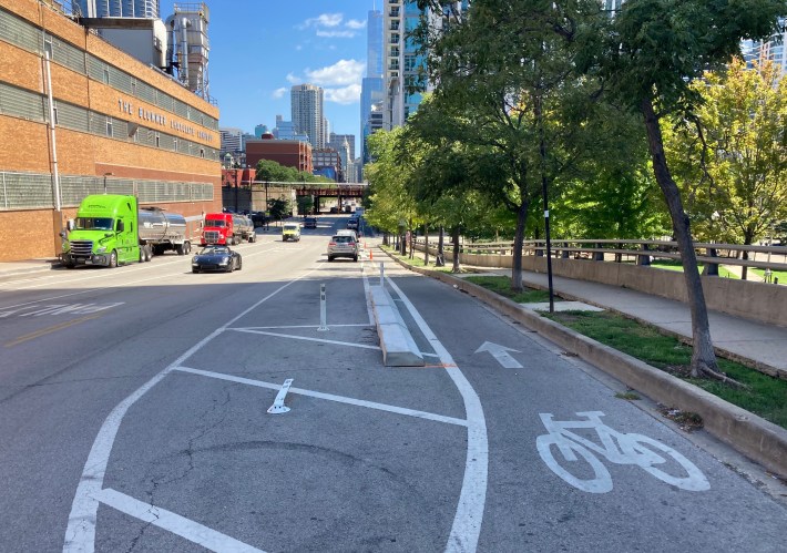 Kinzie east of Desplaines, looking east down the hill. Photo: John Greenfield