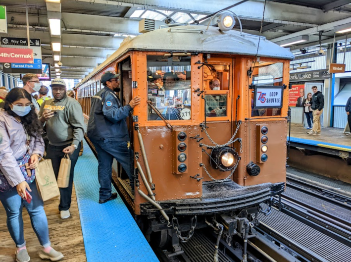 An orange and brown 4000-series car. Photo: Eric Allix Rogers