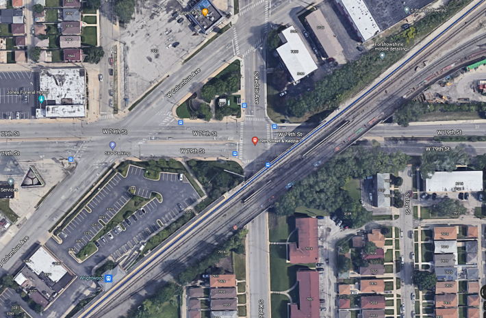 Aerial view of 79th/Kedzie/Columbus, located near the Wrightwood station on Metra's SouthWest Service line. Image: Google Maps