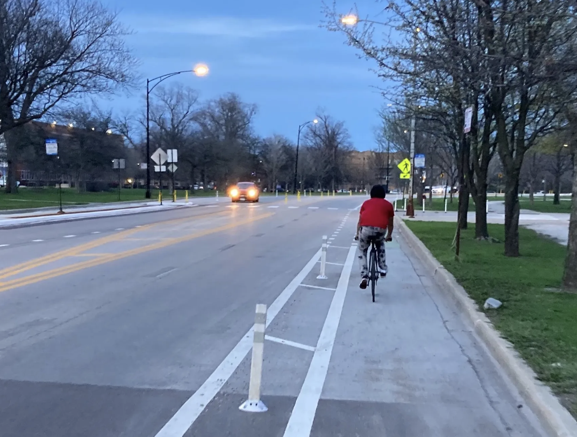 A person on a bike uses one of the Columbus Park bike lanes. Photo: John Greenfield