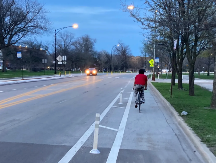 A person on a bike uses one of the Columbus Park bike lanes. Photo: John Greenfield