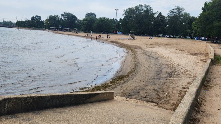 ramp leading down to beach at Calumet Park