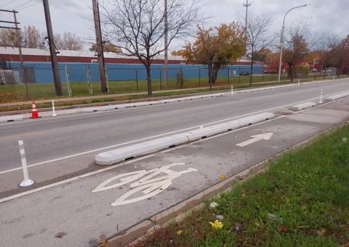 CDOT Complete Streets director David Smith: 2023 was Chicago's busiest  bikeway installation year ever : r/chicago